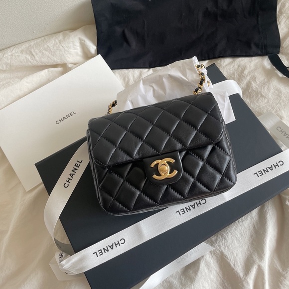 Chanel Mini Flap Bag Black NWT (black lambskin EXTREMELY rare) - Picture 1 of 9